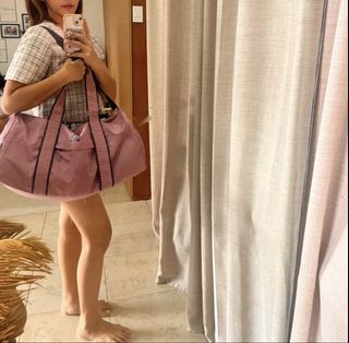(Category: ) located in . Submitted by lovingluxurybykzelle (Listing ID 1460614823, Image 1). Description: .