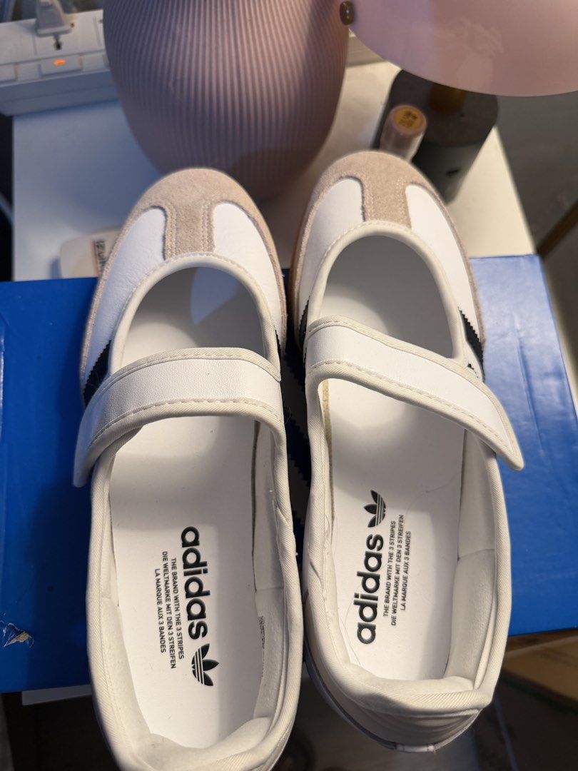 Adidas Samba Jane (Category: Sneakers) located in Manila. Submitted by lenaraedeech (Listing ID 1460626006, Image 3). Description: - Adidas Samba Jane W - Size: 9 US Women's - Condition: Comes with Original Box Orig price: ₱6,000 Selling price: ₱4960.