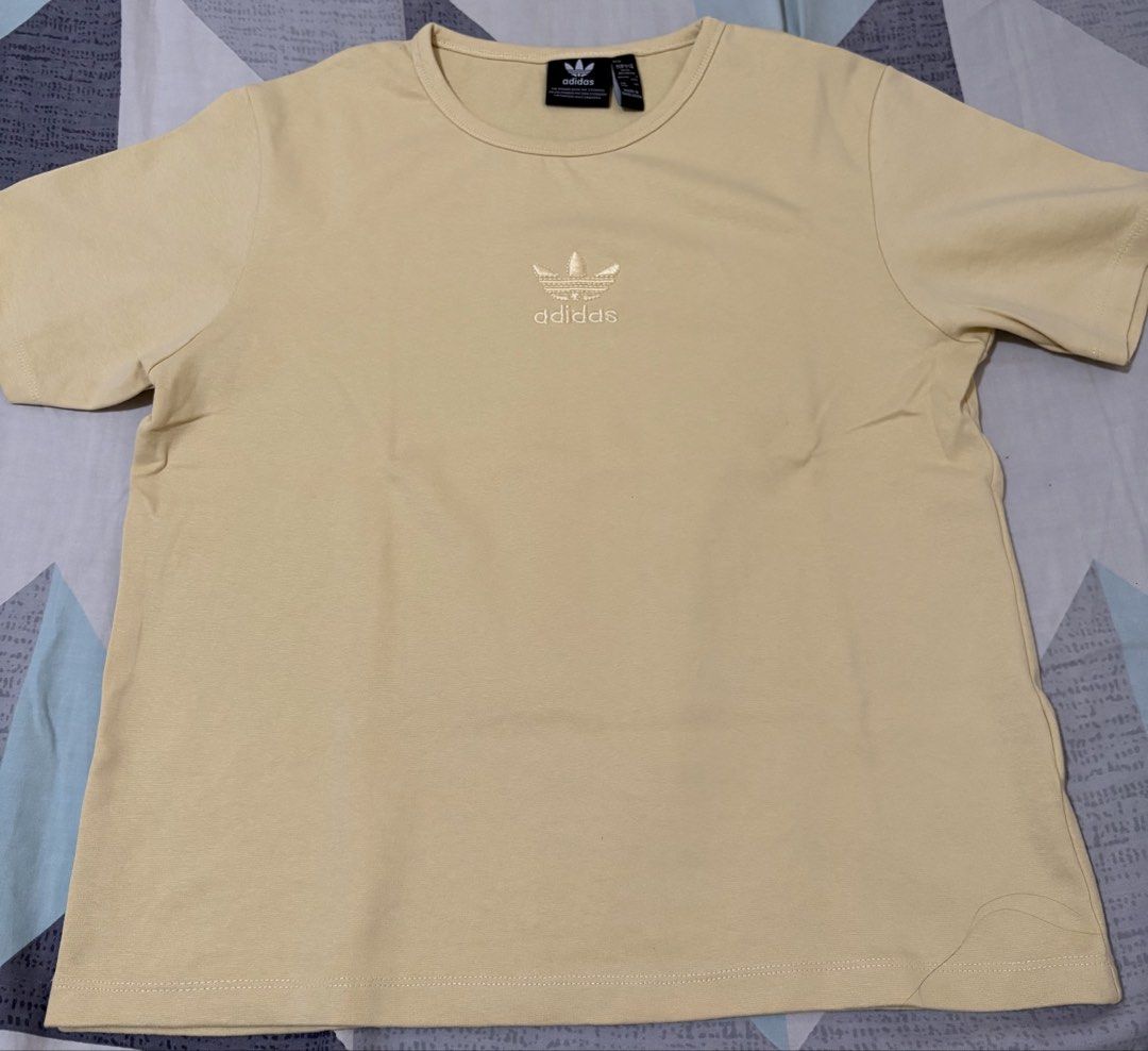 adidas shirt (Category: Shirts) located in Batangas. Submitted by cjchelseamm (Listing ID 1460532509, Image 1). Description: used once .
