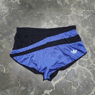 (Category: ) located in . Submitted by sangkalamsthrift88 (Listing ID 1460531929, Image 1). Description: .