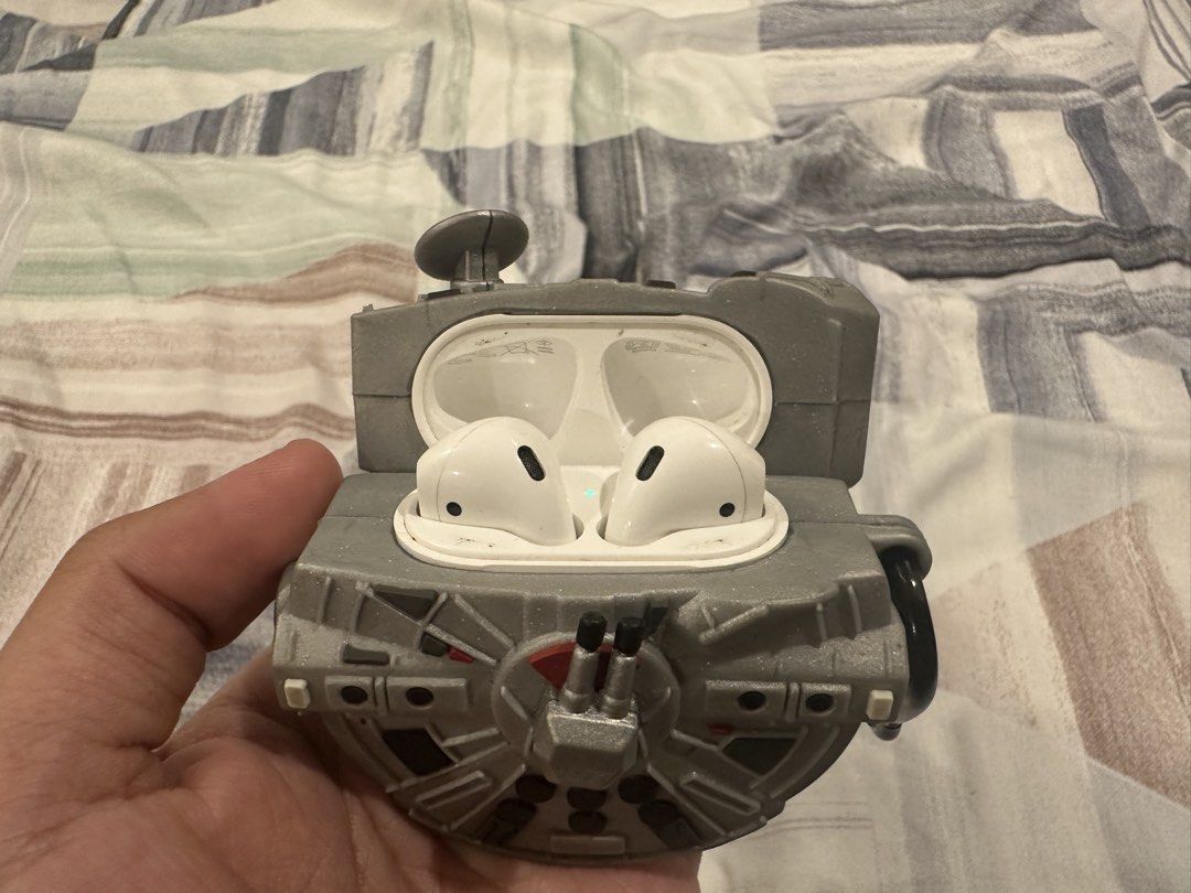 AirPods Second Generation (Category: Earphones) located in Las Pinas. Submitted by jmdollano (Listing ID 1460691203, Image 1). Description: - Cool Millennium Falcon design for AirPods Pro. - Stylish and protective grey case. - Features intricate, detailed design. - Specifically fits Airpods Second Gen. - A must-have for any Star Wars fan! - No issues with Airpods!.