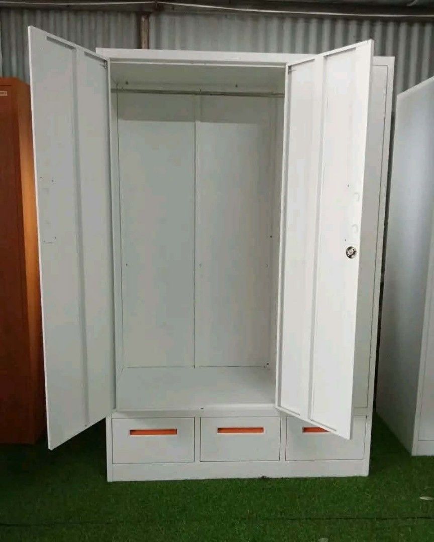 All metals cabinets (Category: Shelves, Cabinets & Racks) located in Manila. Submitted by joydolor (Listing ID 1460681438, Image 3). Description: All metals cabinets Iwas bukbok or anay 2 door 12,500 3 door 17,000 4 door 20,000 5 door 23,500.