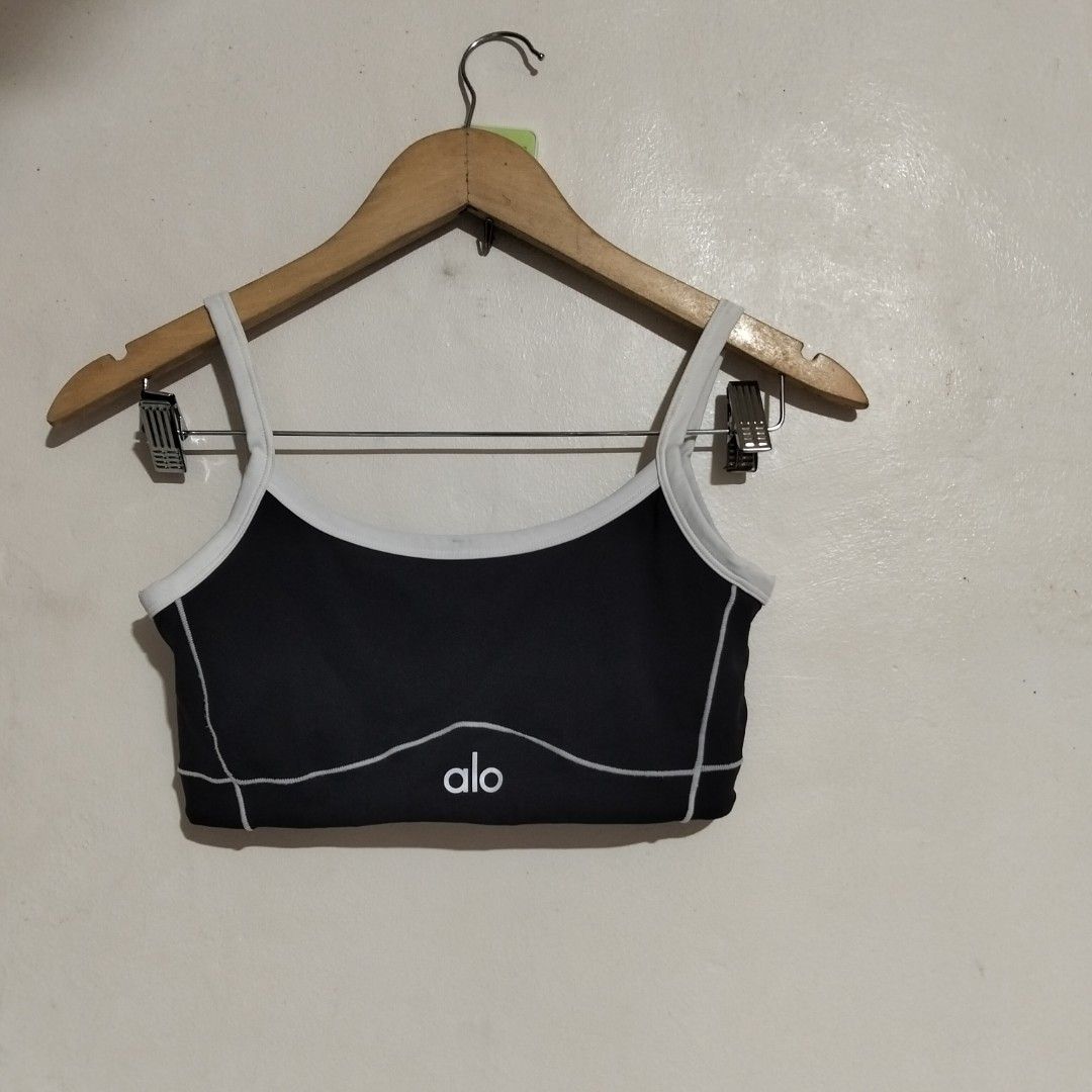 Alo bra top S (Category: Activewear) located in Subic. Submitted by petitecorner22 (Listing ID 1460516308, Image 1). Description: selling how much I got it really cute but no time to exercise now small best 32-33 tight sa 34 Pero pwede pa no tags.