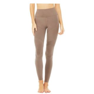 (Category: ) located in . Submitted by outfitt (Listing ID 1460561567, Image 1). Description: .