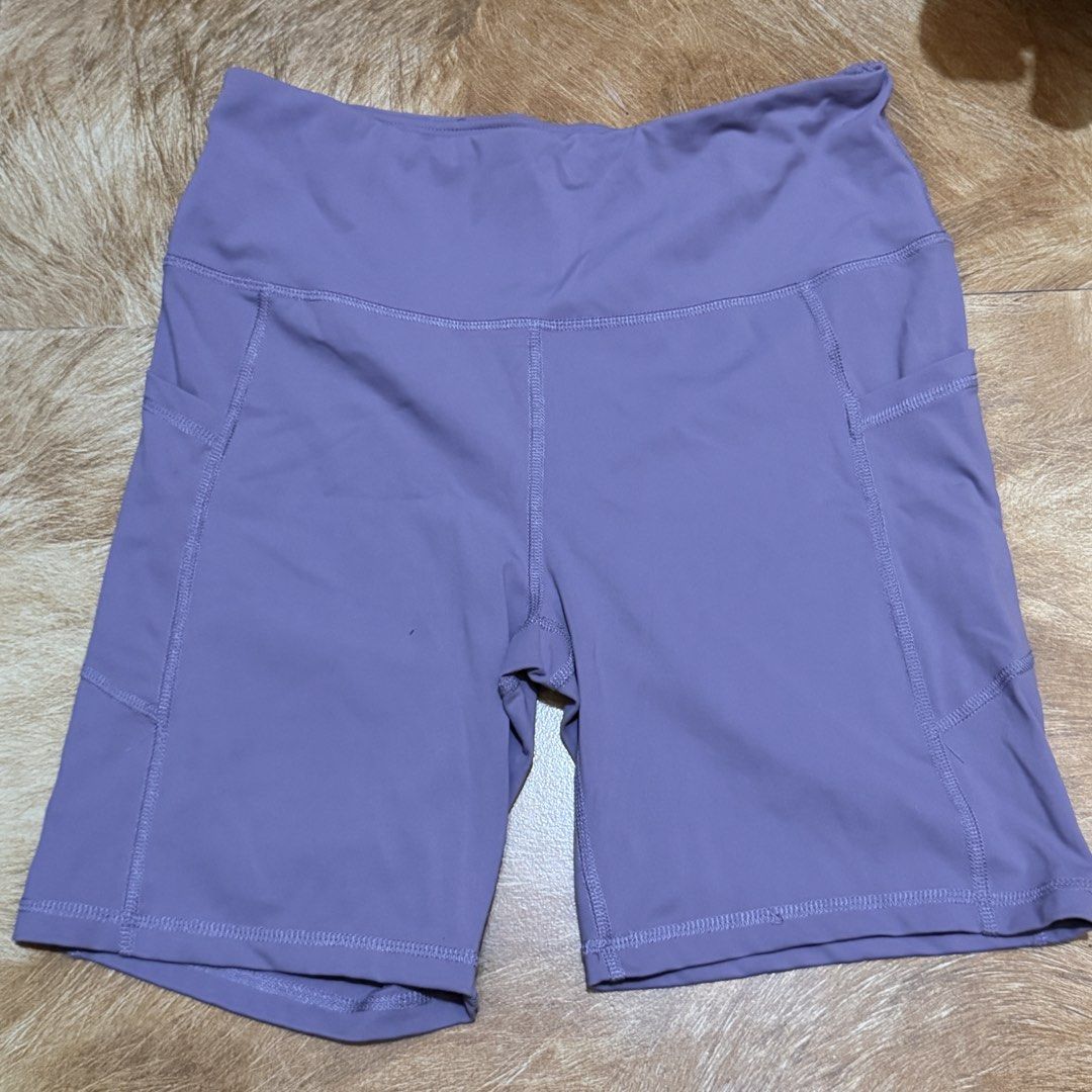 Alo Yoga Shorts (Category: Shorts) located in Las Pinas. Submitted by fromlolita (Listing ID 1460624073, Image 1). Description: Used once .