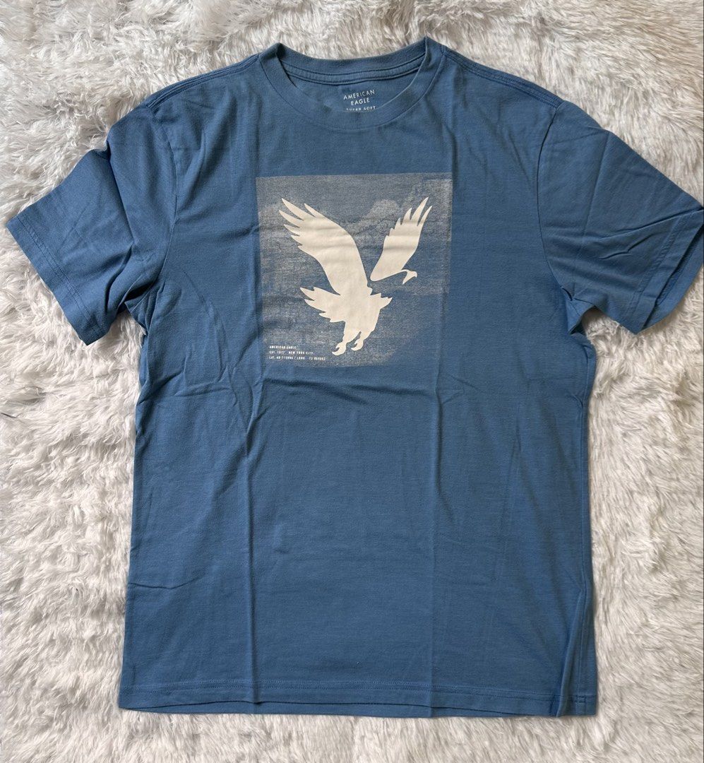 American Eagle 🦅 (Category: Tshirts & Polo Shirts ) located in Manila. Submitted by uniqlow717 (Listing ID 1460561825, Image 1). Description: ‼️‼️Declutter Sale! ‼️‼️ Perfect for laid-back fits, quick errands, lounge days, and effortless everyday style. 👕☕ 💫 Condition: Preloved / Very Good Condition / Freshly Washed 📏 Size: Medium (Standard Fit) 💰 Price: ₱370 📦 Shipping: Lalamove or Grab pick up 💌 DM.