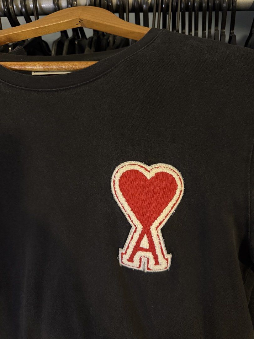 Ami big heart (Category: Tshirts & Polo Shirts ) located in Santa Rosa. Submitted by rgnrvn300 (Listing ID 1460680130, Image 3). Description: Ami big heart Price: 400 Size: M-L womens Width: 20 Length: 27 Color rate: 8.5/10 Condition: 9/10 Issue: sign of usage Shipping thru J&T.