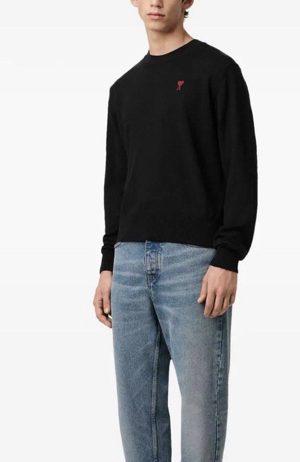 AMI Paris Sweatshirt (Category: Coats, Jackets and Outerwear) located in Manila. Submitted by stopshop26 (Listing ID 1460559304, Image 2). Description: For pre-order 2-4 weeks ETA 50% dp to process order Avail sizes: XS Small XL 2XL Brand new and original Onhand and ready to ship.