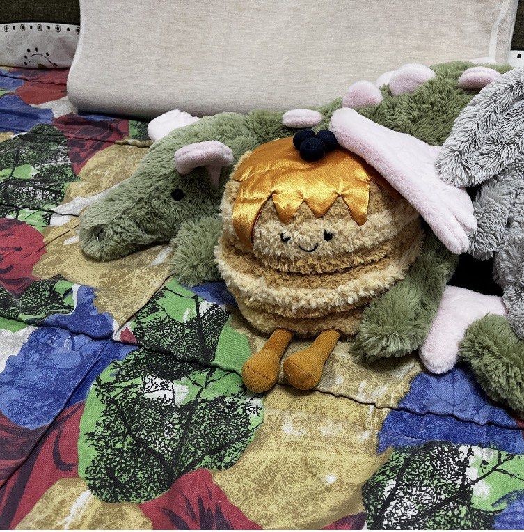 Amuseables Fran Pancakes Jellycat (Category: Plushies & Soft Toys) located in Carmona. Submitted by ibeamedina.241 (Listing ID 1460607914, Image 1). Description: .