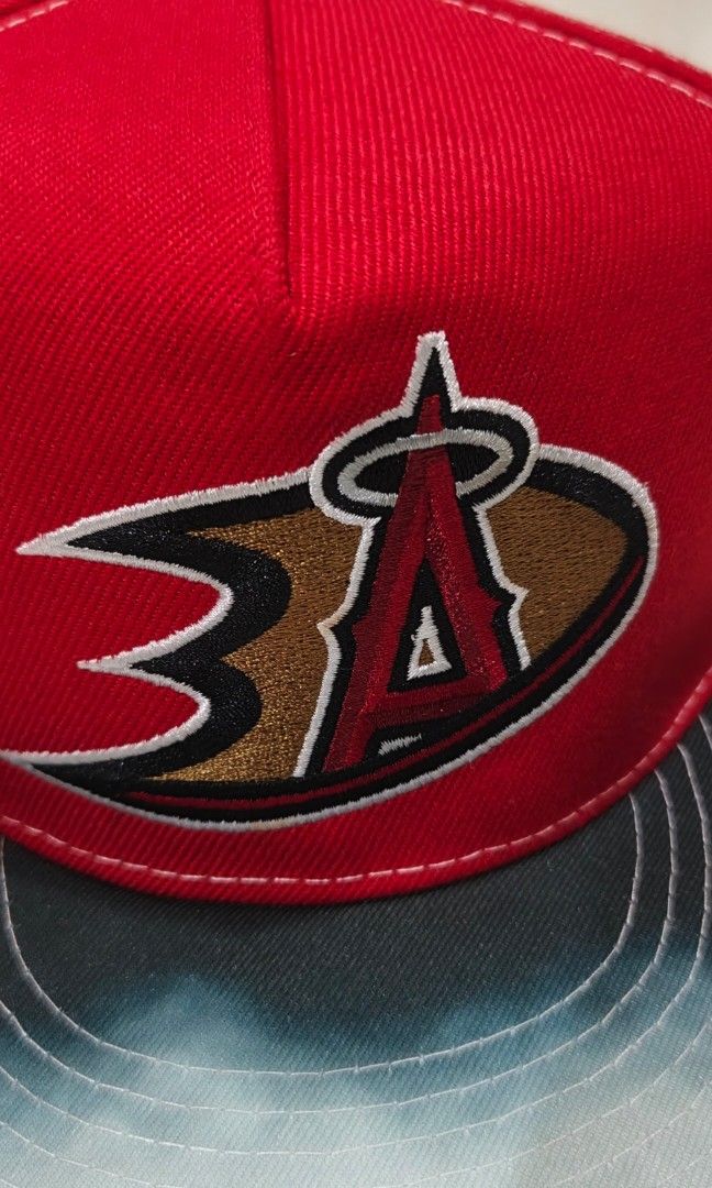 Anaheim ducks (Category: Caps & Hats) located in Naga. Submitted by otaydenyoks (Listing ID 1460517994, Image 2). Description: .