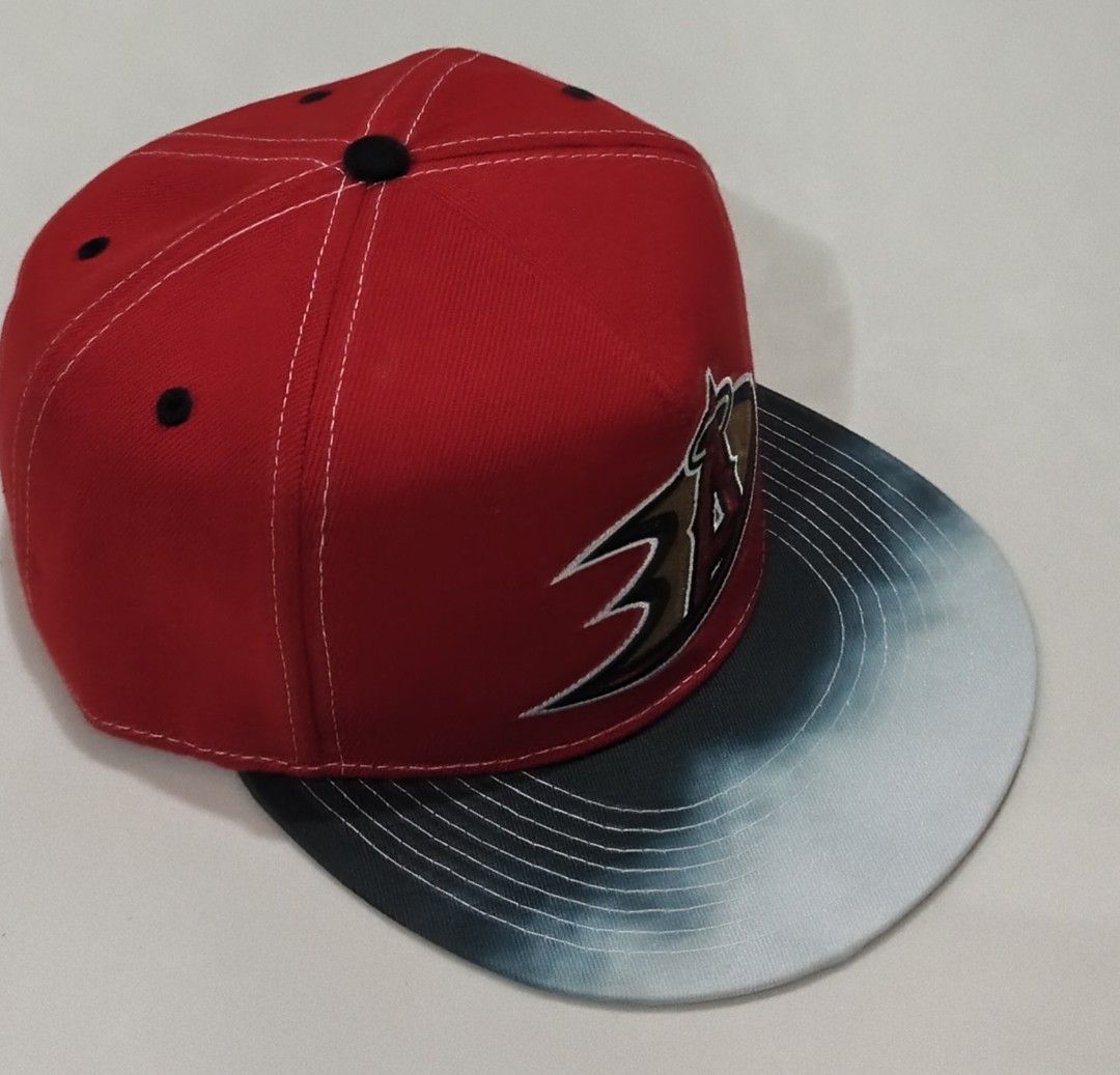 Anaheim ducks (Category: Caps & Hats) located in Naga. Submitted by otaydenyoks (Listing ID 1460517994, Image 3). Description: .