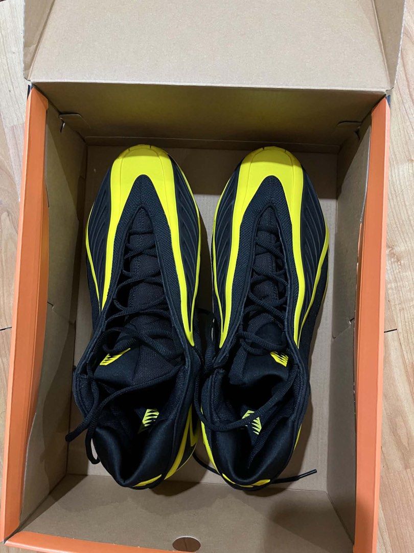 Anthony Edwards 2 (Category: Sneakers) located in Manila. Submitted by sellingrandomstuff124563 (Listing ID 1460546536, Image 2). Description: Anthony Edwards 2 RFS: Many shoes stocked Size UK 13 US 13.5 Used Once for testing Very Good condition .