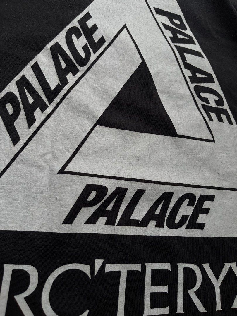 Arcteryx X Palace (Category: Tshirts & Polo Shirts ) located in San Jose. Submitted by keinzthriftt (Listing ID 1460669269, Image 2). Description: Arcteryx X Palace Dimes:20x28 Color Rate:9.5/10(needwash).