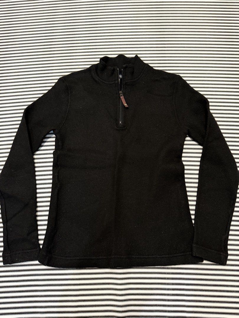 Armani Quarter Zip (Category: Coats, Jackets and Outerwear) located in Cavite. Submitted by mosesangelo (Listing ID 1460589244, Image 1). Description: - Condition: 8/10.