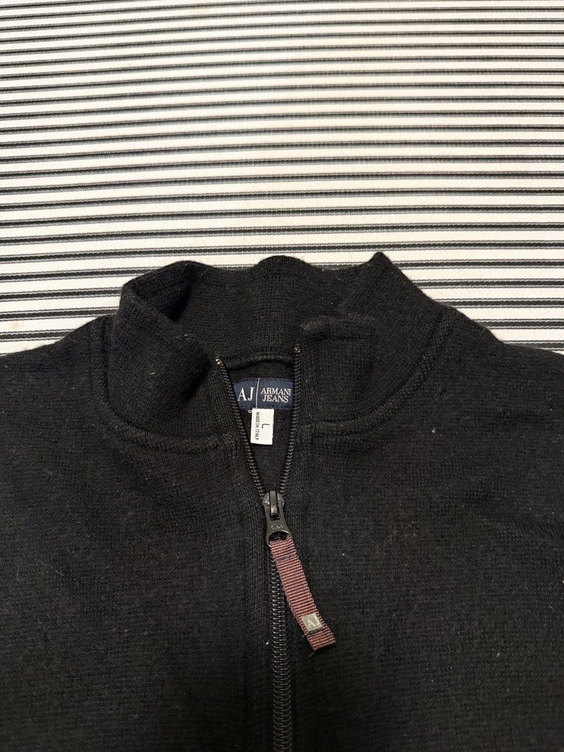 Armani Quarter Zip (Category: Coats, Jackets and Outerwear) located in Cavite. Submitted by mosesangelo (Listing ID 1460589244, Image 2). Description: - Condition: 8/10.