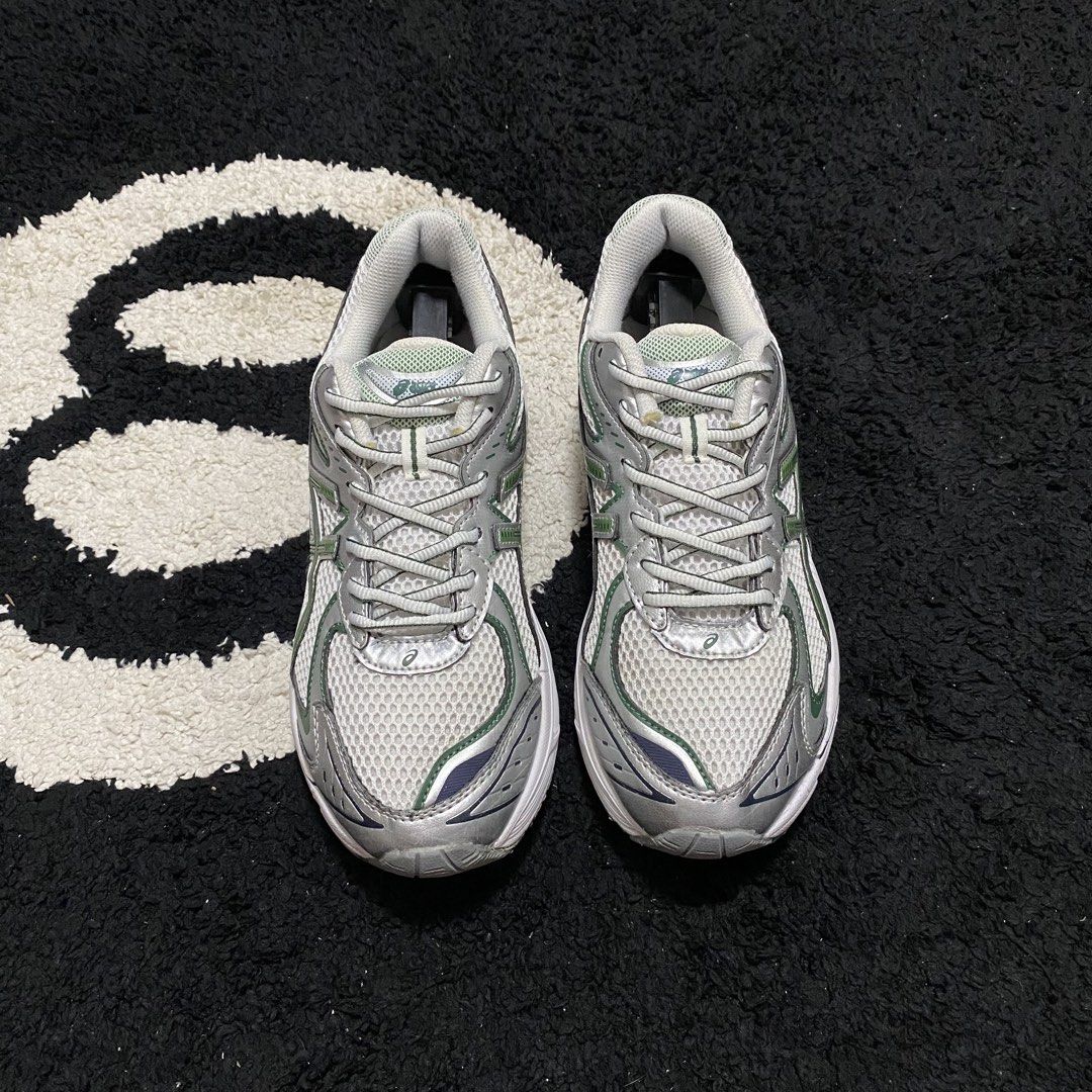 Asics GT-2160 (Category: Sneakers) located in Danao, Cebu. Submitted by sneaks_cebu (Listing ID 1460704878, Image 2). Description: Asics GT 2160 Size 9.5us 27.cm -missing size tags Php 1,850 .