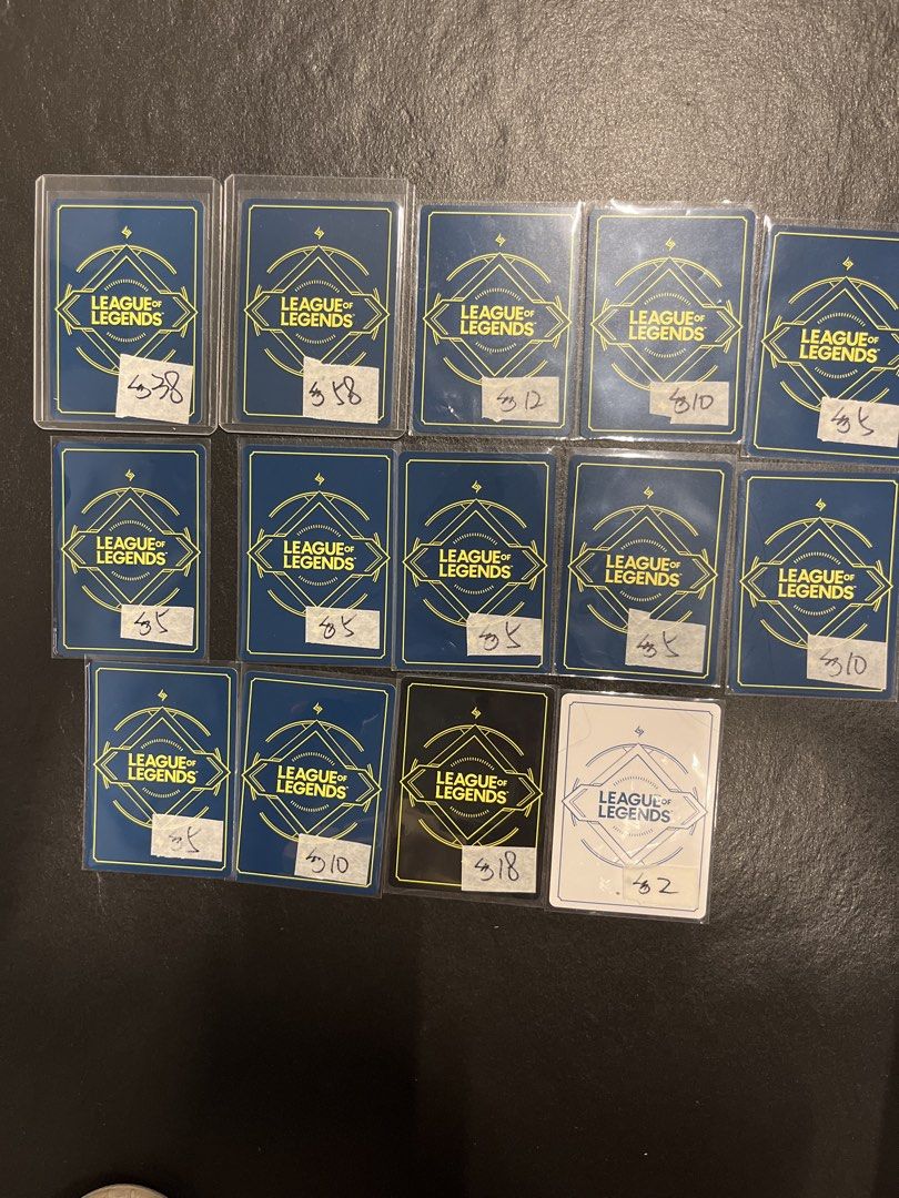 Assorted characters , （分類：原色卡片）位於 Hong Kong。 由 Wejusthavingfun 提交（商品編號 1460567421，圖片 2）。簡介： 價錢喺背面。