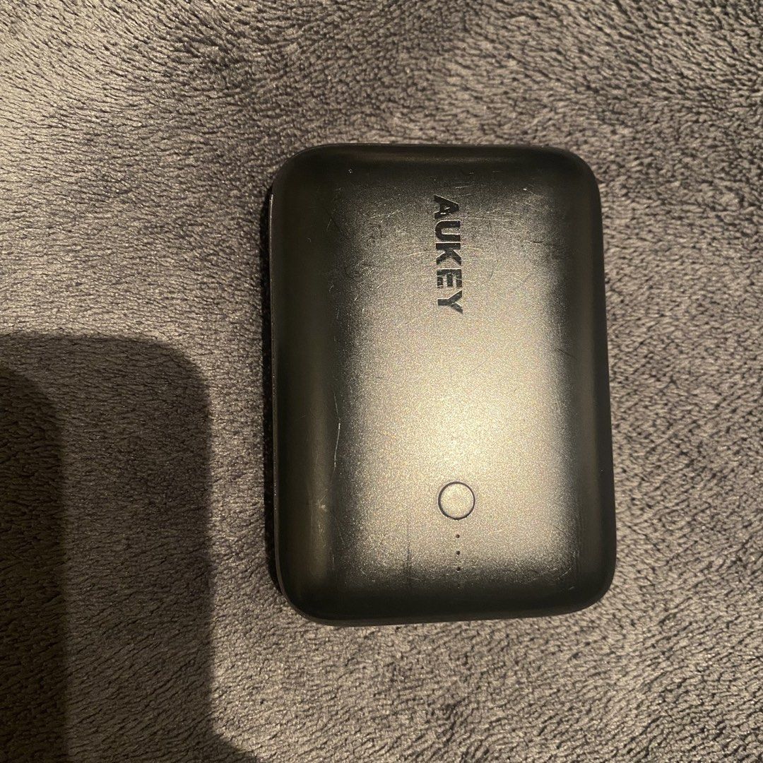 Aukey 10000 maH powerbank (Category: Chargers) located in Paranaque City. Submitted by paranaquefinds (Listing ID 1460689051, Image 1). Description: Used Aukey Powerbank 10000 mah Used but not abused Still works well.