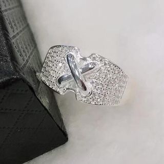 (Category: ) located in . Submitted by pulzerasjewelry (Listing ID 1460543469, Image 1). Description: .