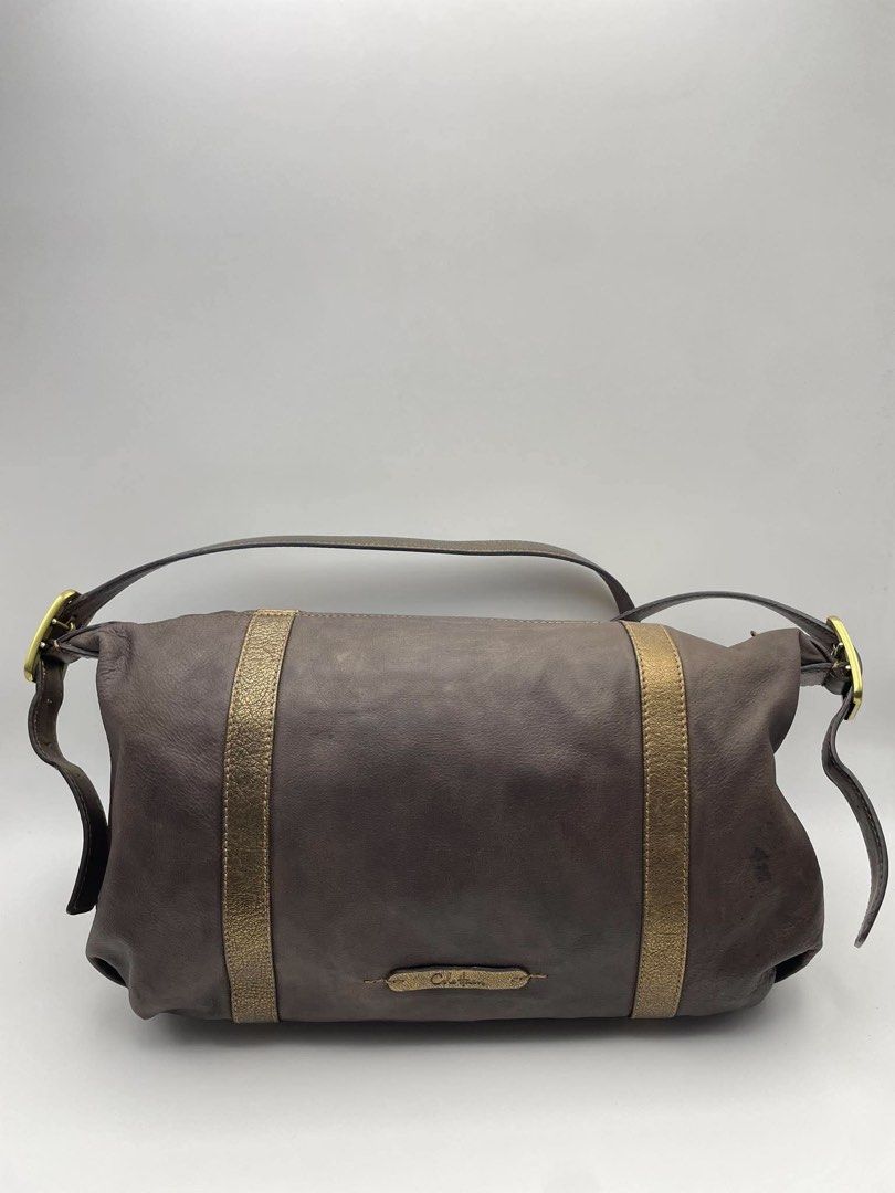 Authentic Cole haan leather medium messenger bag (Category: Cross-body Bags) located in Cagayan de Oro. Submitted by borse_de_amore (Listing ID 1460534847, Image 1). Description: Authentic Cole haan leather medium messenger bag Rank AB tolerable signs of use only. Fits iPad and folding umbrella etc. 🏷️1,290 only shipped na.