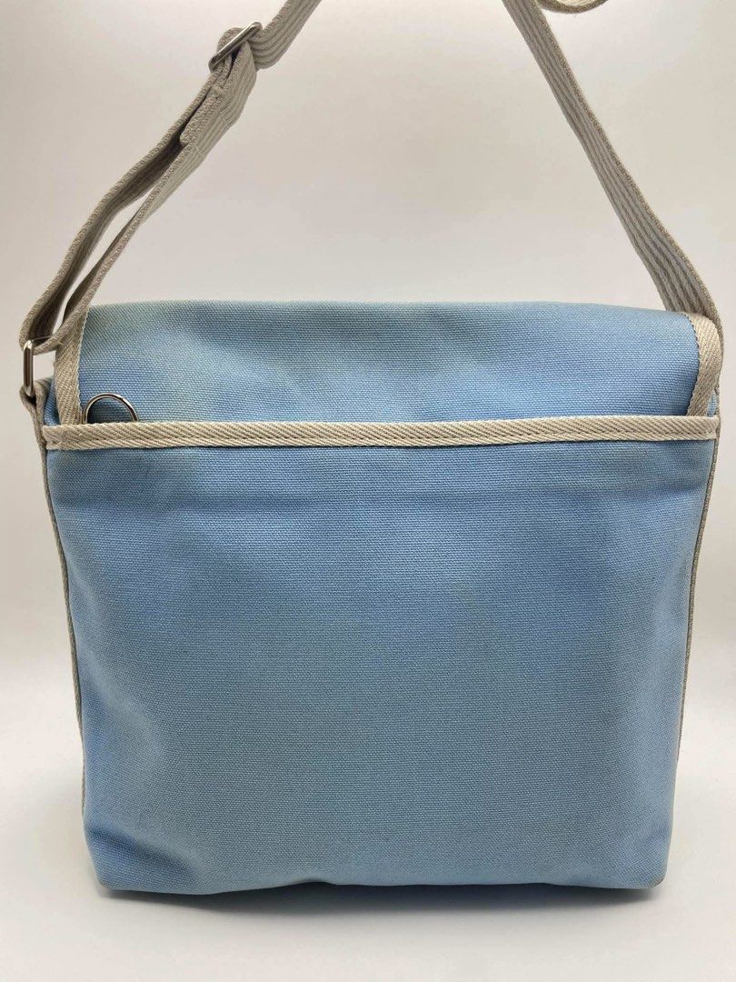Authentic Lacoste canvas messenger. (Category: Cross-body Bags) located in Cagayan de Oro. Submitted by borse_de_amore (Listing ID 1460533668, Image 2). Description: Authentic Lacoste canvas messenger. Rank B+ mejo may faded parts na, Overall goods pa. Semi large size kasya ipad or 12inch laptop. 🏷️1,290 only.