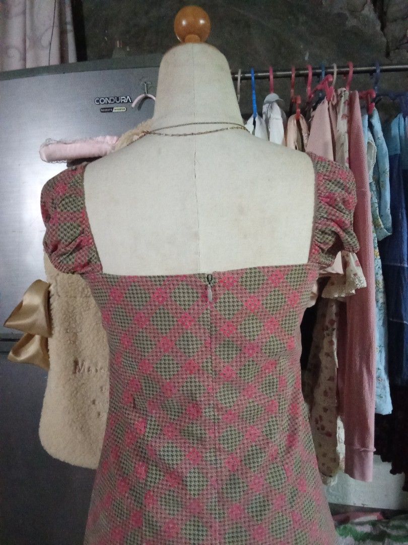 Babydoll long dress (Category: Dresses) located in Meycauayan. Submitted by midori61 (Listing ID 1460533950, Image 3). Description: can fit M-L back zips adjustable ties sa chest part.
