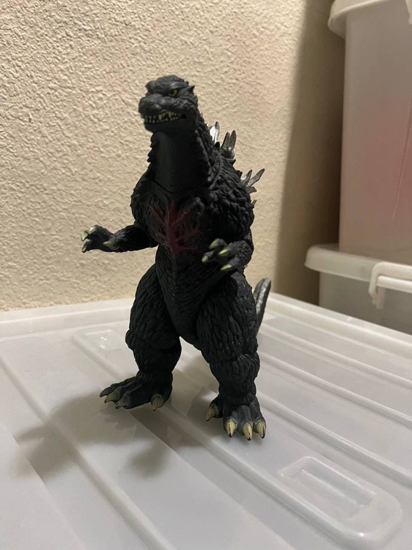 Bandai Godzilla 2003 (Category: Figurines & Statues) located in San Juan City. Submitted by amcnieves (Listing ID 1460538712, Image 1). Description: Bandai Godzilla 2003.