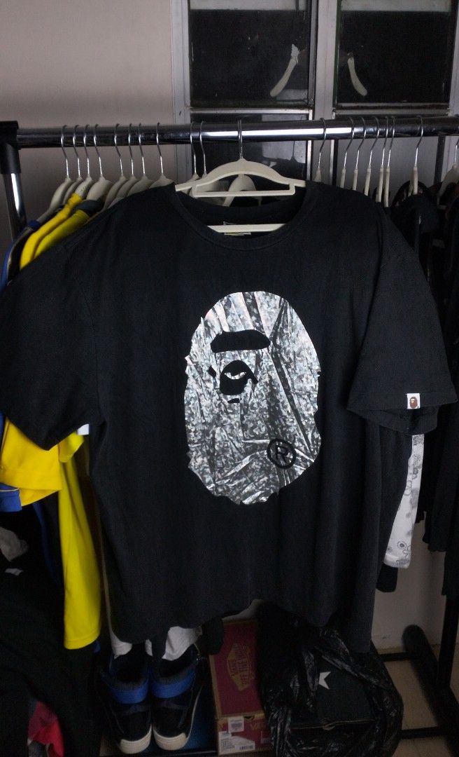 BAPE BLACK AURORA BIG HEAD TEE (Category: Tshirts & Polo Shirts ) located in Cavite. Submitted by goinguppp (Listing ID 1460554707, Image 2). Description: A bathing ape black aurora big head shirt size 2xl 24x30 9/10 color rate.