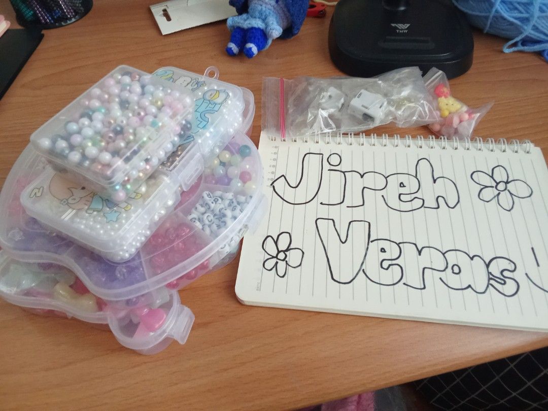 Beads and flat charms (Category: Handmade Craft) located in San Pedro. Submitted by jirehveras (Listing ID 1460672939, Image 1). Description: bilhin nyo na guys di ko na nagagamit nakatambak na lang pwede pang pababaan ung price kung namamahalan kayo Mode of payment: GCASH ONLY Mode of delivery: Lalamove/J&T Location: San Pedro Laguna.