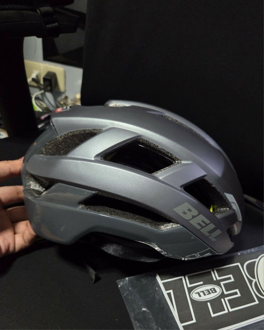 Bell Falcon XR MIPS Cycling Helmet (Category: Bicycles) located in Manila. Submitted by 1carlosdeperalta (Listing ID 1460531708, Image 1). Description: Bell BS Falcon XR MIPS Helmet Matte/Gloss Gray Brandnew Medium Bought from JB Sports Orig price 7300, selling it for 5500 📌 UST Manila, ASEANA City 📌 Santa Cruz, Laguna Can ship.
