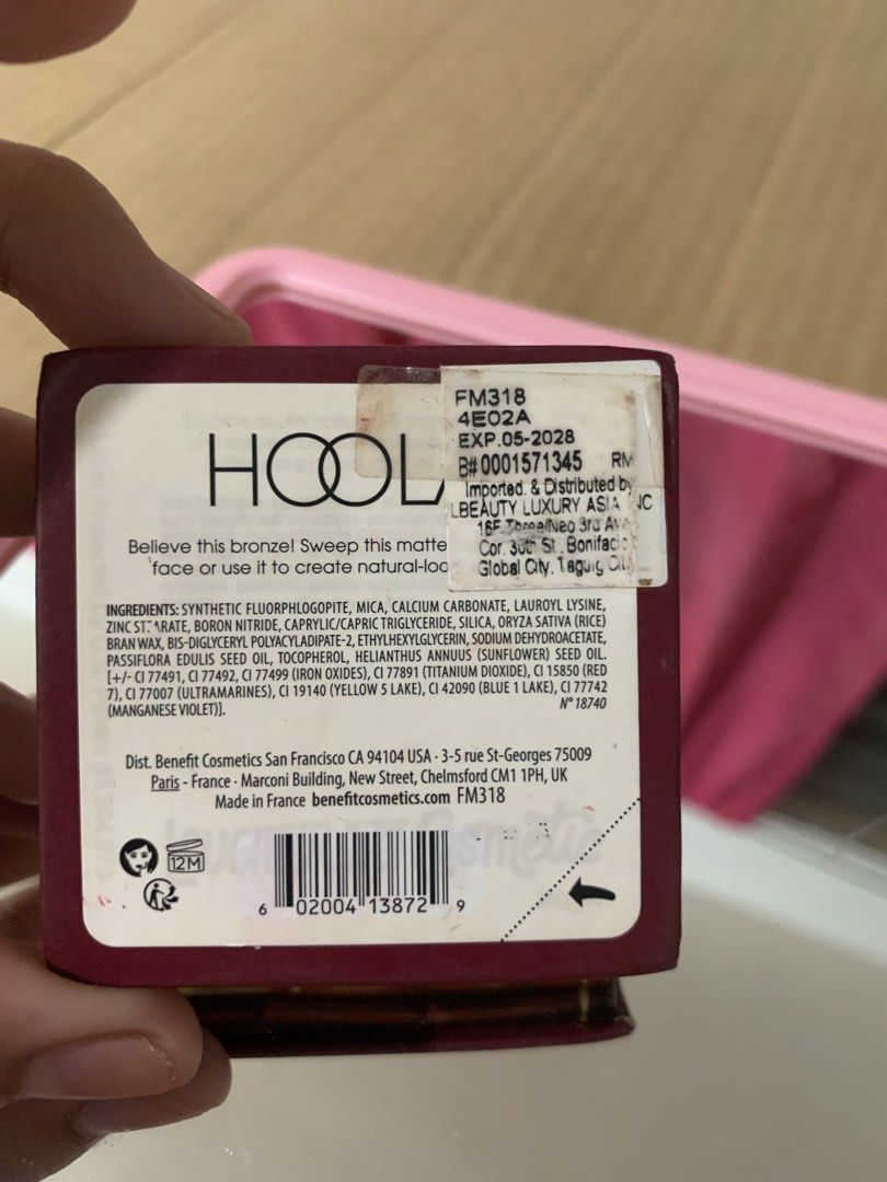 BENEFIT BRONZER (Category: Makeup) located in Manila. Submitted by meyang_ (Listing ID 1460636035, Image 3). Description: kept it clean barely used Loc: MANILA 🤍🤍.