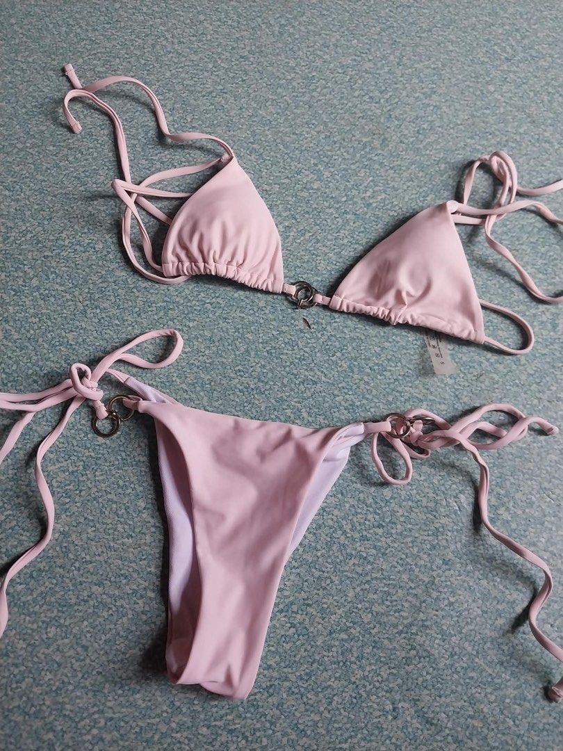 Bikini (Category: Bikinis & Swimsuits) located in Lapu Lapu. Submitted by leoannapparel26 (Listing ID 1460612094, Image 1). Description: .