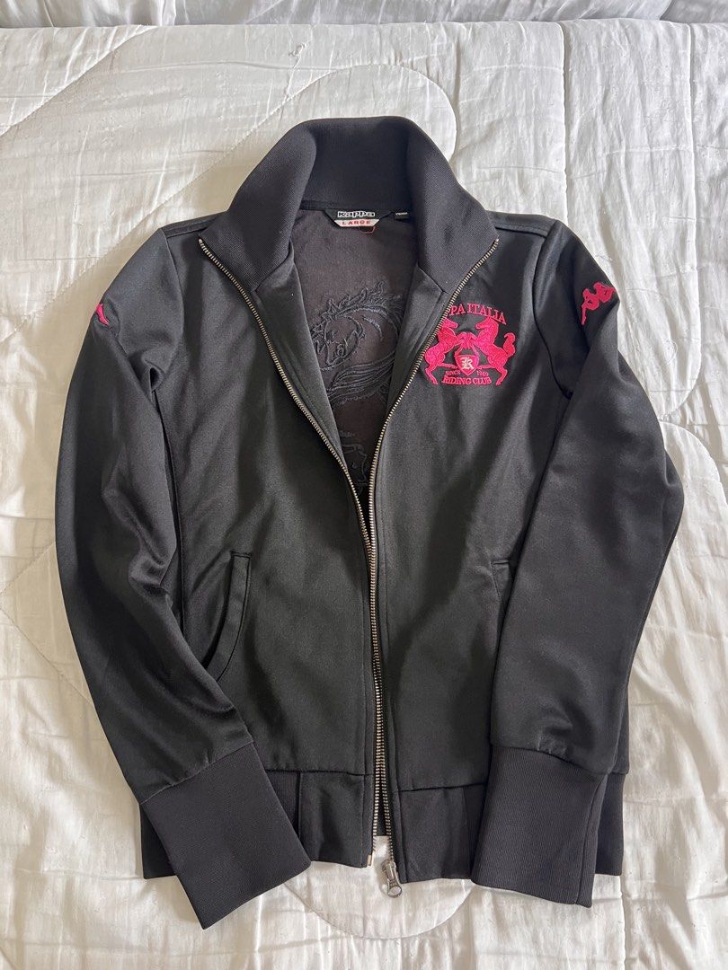 Black and Pink Kappa Horse Jacket (Category: Coats, Jackets and Outerwear) located in Taguig. Submitted by gingerderp (Listing ID 1460567588, Image 3). Description: Perfect for those cool girls who love them horses! Comfortable and lovely fit that can easily make you stand out. So many small details that make this piece so memorable 🥹 XS-M Fits! .