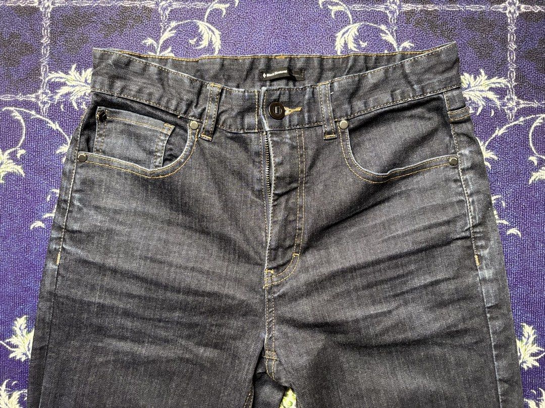 Black Diamond Jeans (Category: Jeans) located in Valenzuela. Submitted by telagram (Listing ID 1460687446, Image 2). Description: .