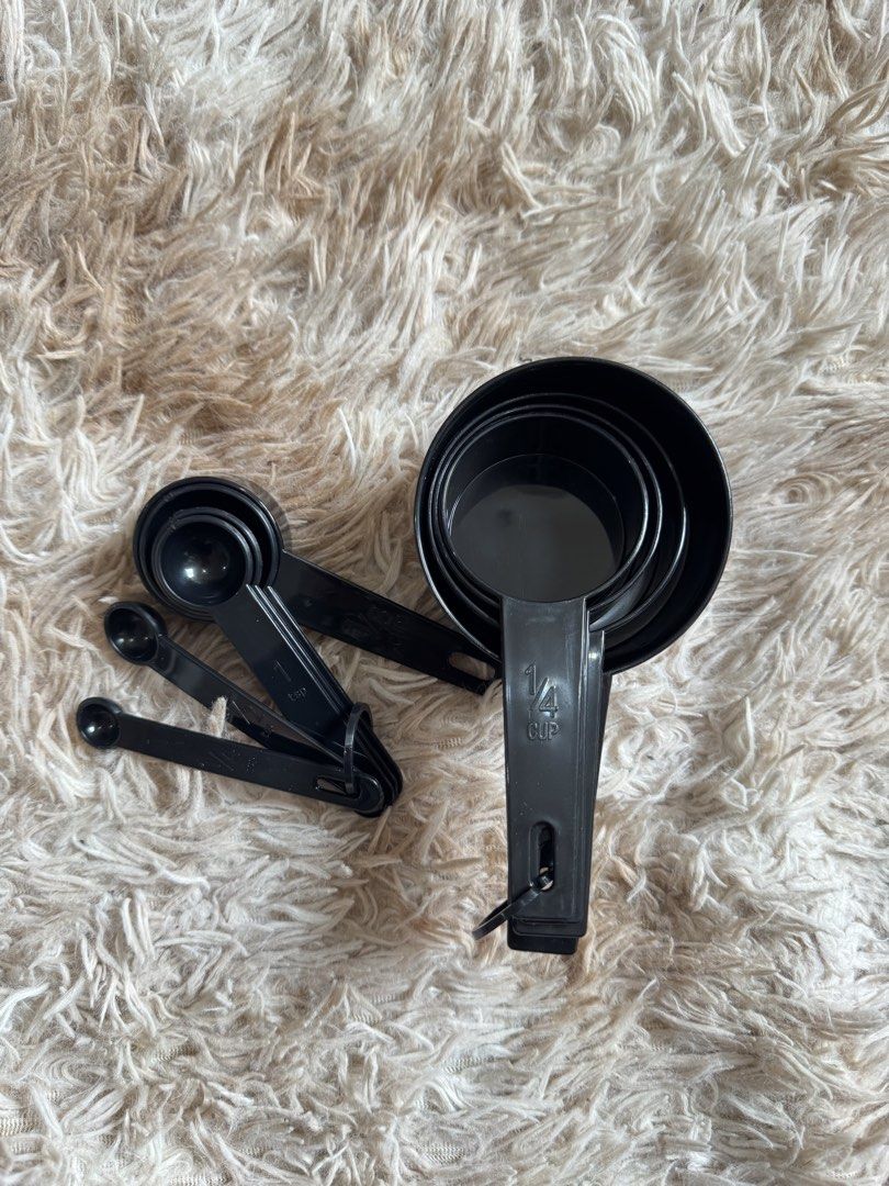 Black Measuring Cups and Spoons Set Baking Kitchen Tools (Category: Other Kitchenware & Tableware) located in Quezon City. Submitted by ronavillezar (Listing ID 1460572980, Image 2). Description: - Complete set of black measuring cups and spoons - Includes various sizes for all baking needs - Made of durable plastic - Great for everyday cooking and baking - Easy to store and clean.