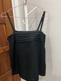 (Category: ) located in . Submitted by warm.secondchancefits (Listing ID 1460608293, Image 1). Description: .
