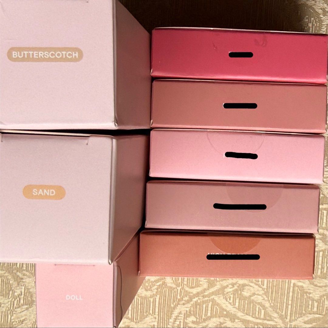 Blk Cosmetics glossdrip, radiant glow foundation, & face stack refill (Category: Makeup) located in Las Pinas. Submitted by jhemmm__ (Listing ID 1449338456, Image 3). Description: (FIXED PRICE!) PLEASE READ!! - IF FIXED PRICE, IT’S NON NEGOTIABLE!!! DO NOT LOWBALL NOR ASK FOR A DEAL. PLS READ: All Original💯 * Brand: blk cosmetics * Still sealed * RFS: I’m a reseller Selling it for: * SOLD✅ - blk cosmetics soft blur powder blush * SOLD✅ - blk cos