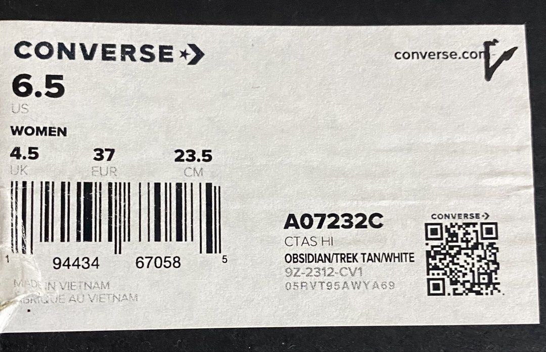 BNEW High Cut Converse (Category: Sneakers) located in Subic. Submitted by sailuna (Listing ID 1460684558, Image 3). Description: .