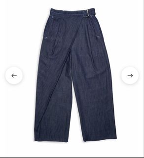(Category: ) located in . Submitted by excitingshopper (Listing ID 1460618463, Image 1). Description: .