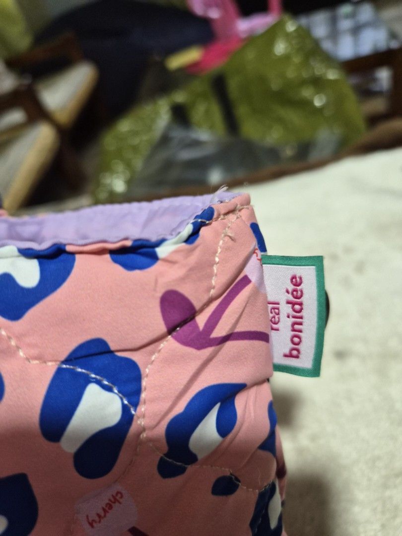 Bonidee Padded Pouch with Cherry and Leopard Print (Category: Purses & Pouches) located in Mandaue City. Submitted by chuchi152615 (Listing ID 1460629160, Image 2). Description: - Cute padded pouch from Bonidee - Features fun pink cherry and leopard print - Light purple lining with a small inner pocket - Includes a handle for easy carrying - Ideal for organizing small items.