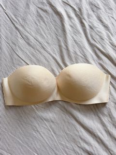 (Category: ) located in . Submitted by prettystuffdoor (Listing ID 1460518451, Image 1). Description: .