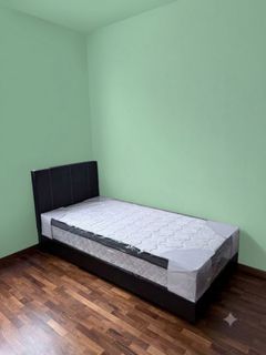 (Category: ) located in . Submitted by aura_furniture1 (Listing ID 1460610484, Image 1). Description: .