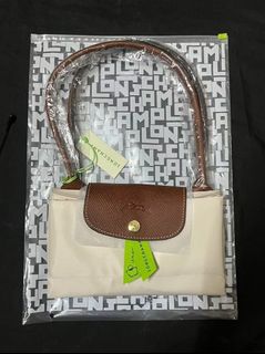 （分類：）位於 。 由 meetyoutkl 提交（商品編號 1460597951，圖片 1）。簡介： 。