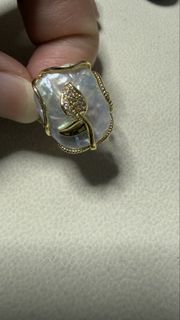 (Category: ) located in . Submitted by pearlry (Listing ID 1460518428, Image 1). Description: .