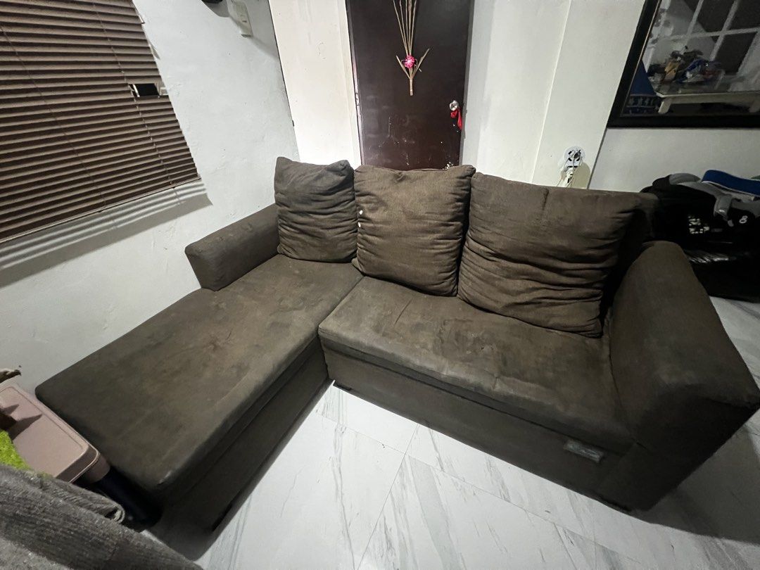 Brown L-shaped Sectional Sofa with Chaise (Category: Sofas) located in Bacoor. Submitted by thriftshopstoreph (Listing ID 1460549053, Image 2). Description: - Brown sectional sofa - L-shaped with left-side chaise - Ample seating space - Soft and comfortable cushions - Ideal for living rooms/lounges - Pickup only.