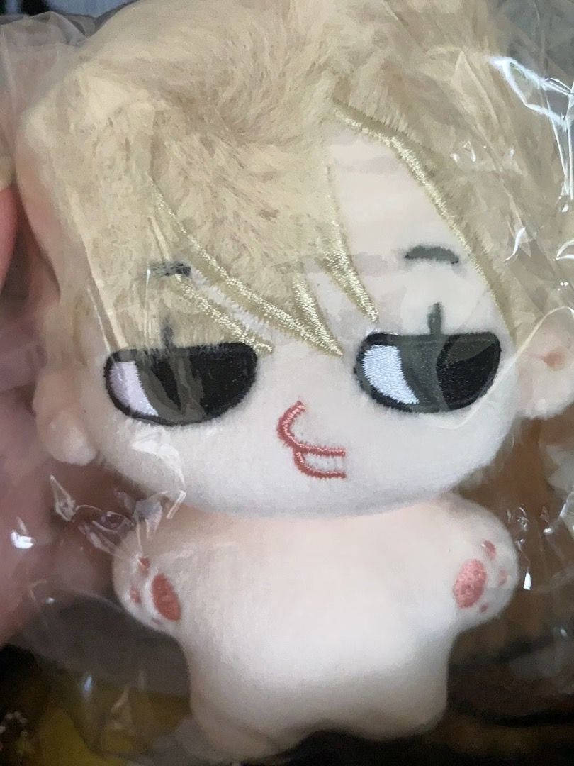 BTS Jimin 10cm Doll (Category: K-Wave Merchandise) located in San Fernando. Submitted by jeonanieee (Listing ID 1460516940, Image 3). Description: Decluttering Sale - bought it for ₱500 - purchased directly from seller thru the Weidian app .