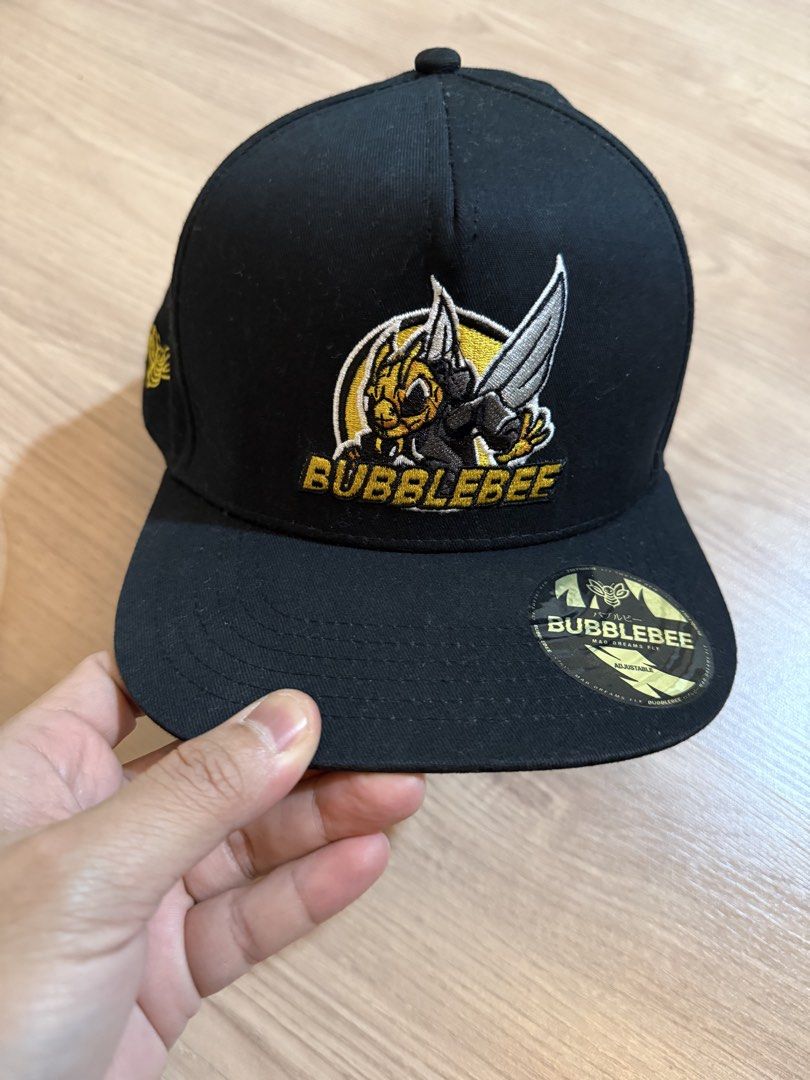 Bubbelbee (Category: Cap & Hats) located in Petaling Jaya. Submitted by amiruddincr7 (Listing ID 1460680971, Image 1). Description: Bubble bee cap.