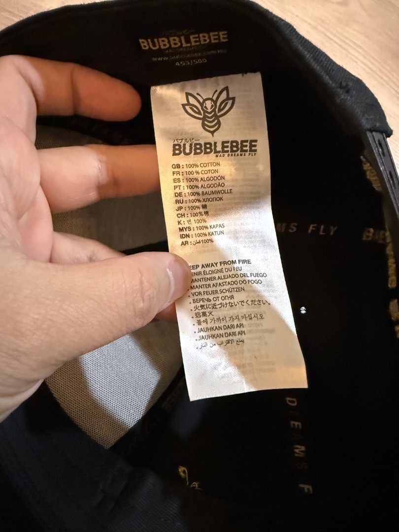 Bubbelbee (Category: Cap & Hats) located in Petaling Jaya. Submitted by amiruddincr7 (Listing ID 1460680971, Image 3). Description: Bubble bee cap.