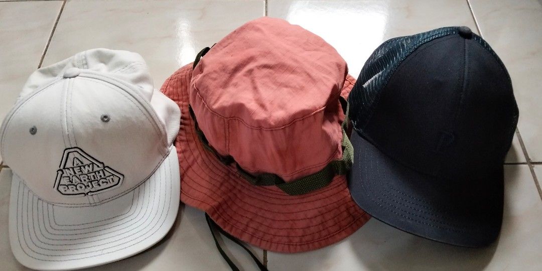 Bucket hat, snap back cap (Category: Caps & Hats) located in Angeles City. Submitted by johnvincelim80 (Listing ID 1460680731, Image 1). Description: 200p for 2 *penshoppe SOLD* decluttering 1size fits all meet up or pick up along angeles area respect my ad thank you.