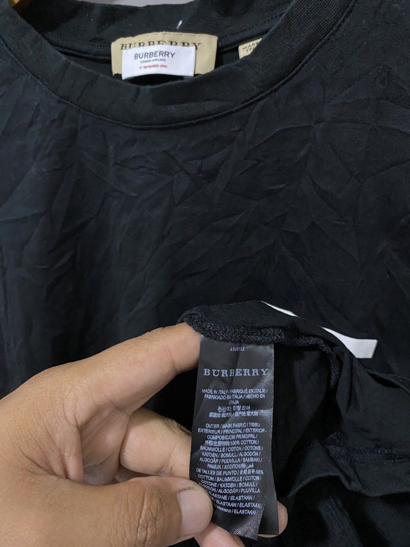 Burberry Black T-shirt with TB Monogram (Category: Tshirts & Polo Shirts ) located in Manila. Submitted by castromerb32733 (Listing ID 1460665932, Image 3). Description: Burberry 19x26 Good condi need wash.